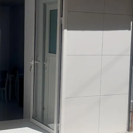 Mane Апартаменты *