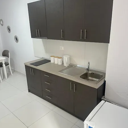 Mane Апартаменты *